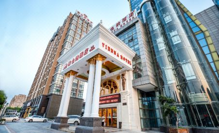 Vienna Hotel (Shanghai Songjiang Wanda) - Housity