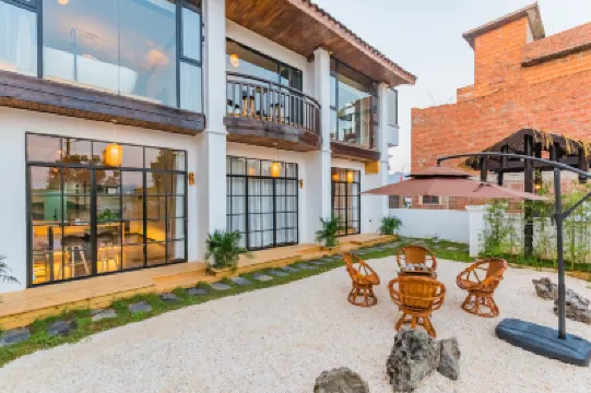 貴陽楓閲隱寓民宿（青巖古鎮店） 鄰近青巖古鎮的酒店