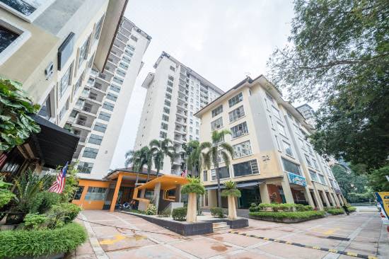 Oyo Home 89317 Amazing Studio Ritze Perdana Petaling Jaya 2021 Room Price Rates Deals Address Review Trip Com