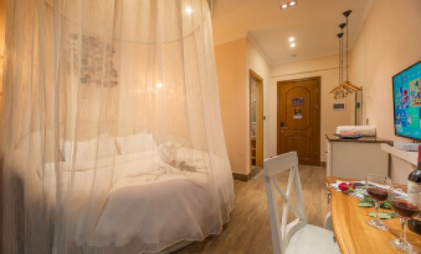 Cloud CLOUD Southeast Asia Holiday Beauty