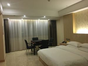 Yue Qing Feng He Hotel