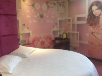 上海晶色时尚宾馆 - 温馨圆床房