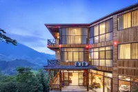 Longsheng Huanlongge Panorama Inn