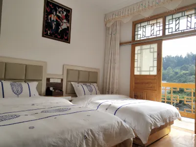 Zhouju Inn Hotels near Huanglongquan