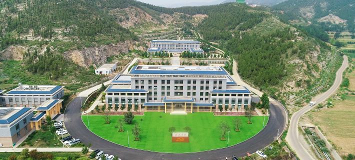 雲台山文化旅遊学園 修武のホテル