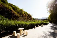 Rongdong Hotel Hotel di Xinglong