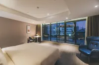 Atour Hotel (Chaozhou Ancient City People's Square) Hotels near Chaozhou People's Square