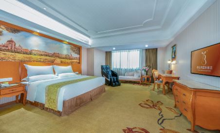 Vienna International Hotel (Guangxi Guigang Sports Center Wanda) - Housity