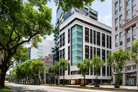 K Hotel (Taipei Ⅱ) Отели рядом с достопримечательностью «Музей императорского дворца»