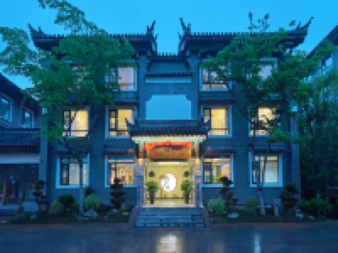 Hua Xi Hotel Hotels in Taoyuan