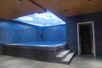 Huadian Yindu Hotel - parking