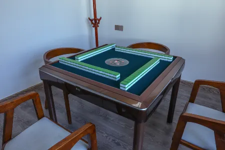 Huiyi Boutique Hostel Отели рядом с достопримечательностью «Huizhou Cultural Park · Huashang Villa - Swimming Pool»