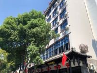 骏怡连锁酒店(宜昌三峡大坝景区店) - 酒店外部