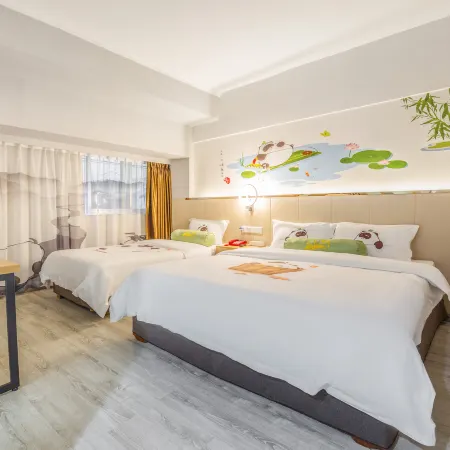 Zhufangzi Cinema Hotel (Anyue Beimenkou)