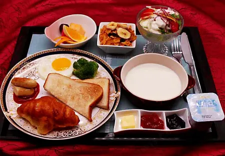 Dalian Le She Sleeping Hotel Отели рядом с достопримечательностью «Dongbei University of Finance and Economics Gymnasium»