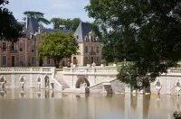 Alexandra Palace - la Maison Younan Hotels in Parthenay