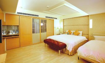Shin Yuan Celeb Metro Hotel