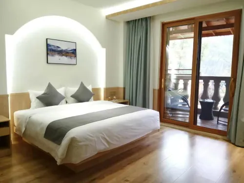 Shangshan He Li Yunqi HotSpring Hotel