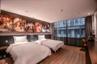 WuYan Film Art Hotel (Weifang High-speed Railway North Station) - 2 étoiles