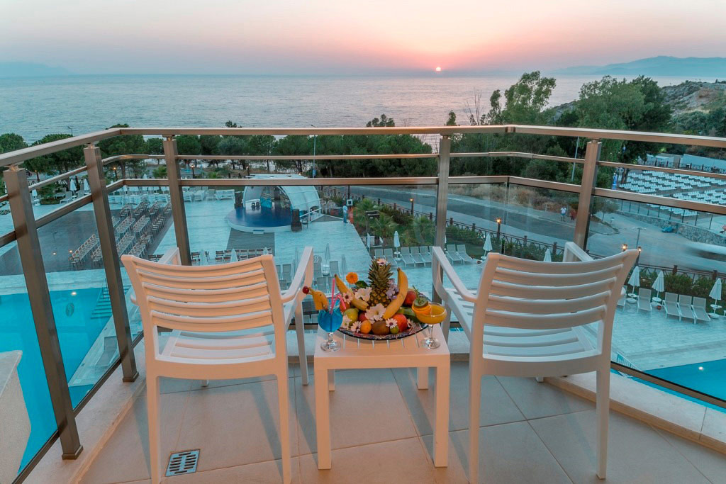 Ramada Resort Kusadasi & Golf