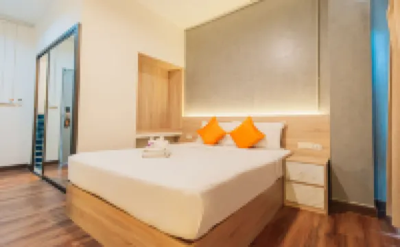 บีทู คำเที่ยง บูติค แอนด์ บัดเจท โรงแรมใกล้เซ็นทรัลเฟสติวัล