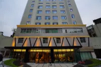 Huangdu Xisha International Hotel Hotels near Fengdu Wuyushan Jade Emperor Holy Land Tourist Area
