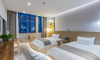 Naliangbo Hotel (Hangzhou Binkang Road Subway Station)