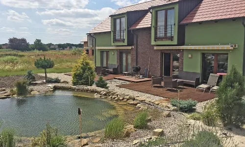 Lake View Apartments Near Golf Resort Kunětická Hora, Dříteč
