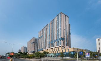 YEM Tata Executive Apartment (Shenzhen Baoan Wanda Plaza Store)