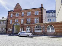 KM Apartments Hotels near National Museum of Scotland