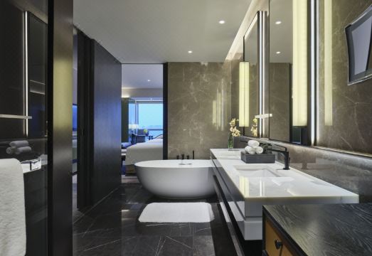 1. 인터컨티넨탈 시..