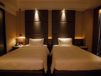 信丰康莱博国际酒店 - 高级双床房