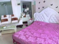 青岛海上石公寓 - 精致一室大床房