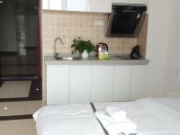 广州兰渟公寓 - 温馨舒适一室大床房