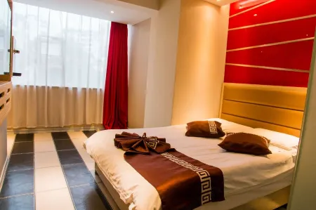 Xingang Express Hotel Отели рядом с достопримечательностью «Bingshu Baojian Gorge»