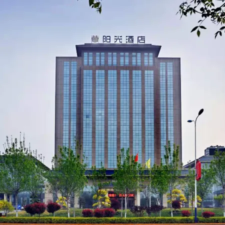 Sunshine Hotel