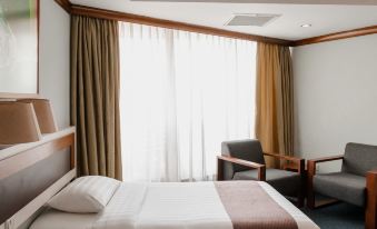 Rm Hotel