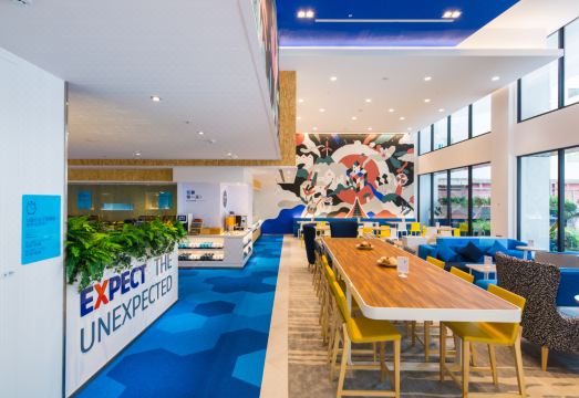 홀리데이 인 익스프레스