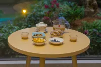 Floral Hotel·Guilin Companion Star Heyuan Hotel (Guilin Liangjiang Sihu Dongxi Lane Store)