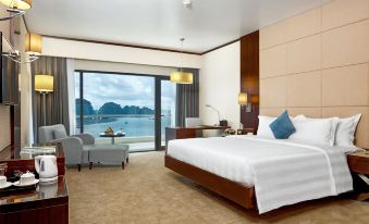 Wyndham Legend Halong