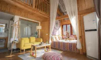 Xijiang Sanqiu Boutique Homestay - 3 Yıldız