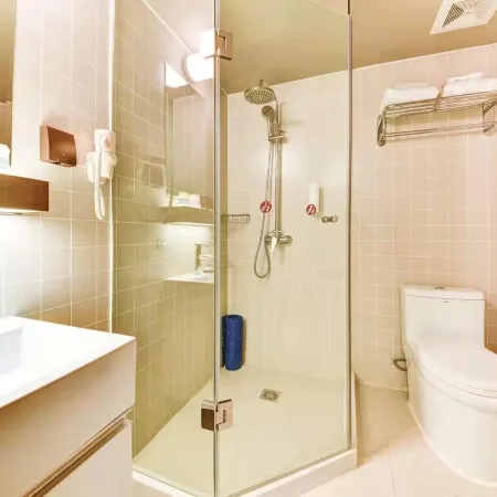 Jinjiang Inn Select (Harbin Central Avenue Pedestrian Street Airport Bus Station) Hotels in Harbin