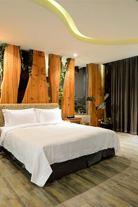 台南 新営区周辺のホテルを宿泊予約 Trip Com