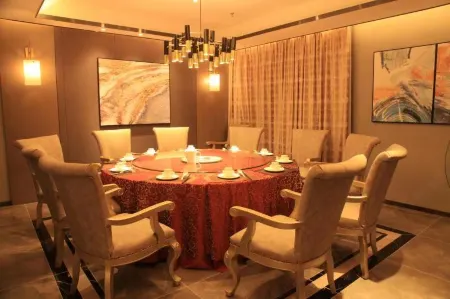 Jinlidu Hotel Отели в г. Тьели