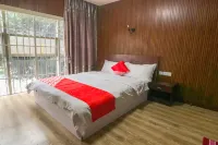 Suining yiqin business hotel