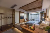 Shanju Xiaoyin Hezetang Culture Hotel