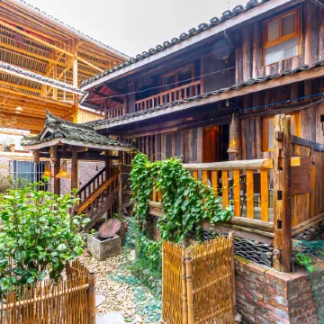 Lost World Sanjiang Guesthouse