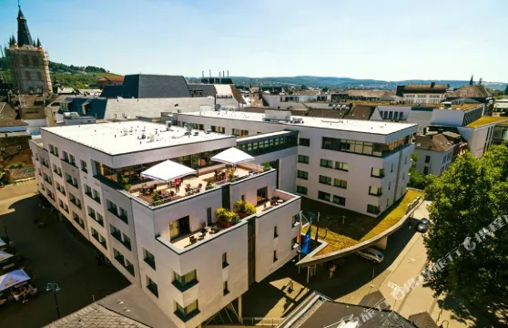 特里爾麗亭酒店