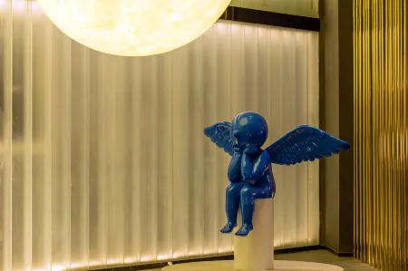 Theme Sky Hotel
