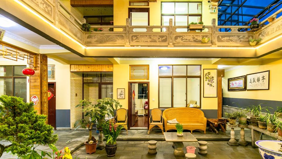 Yulin City Inn
